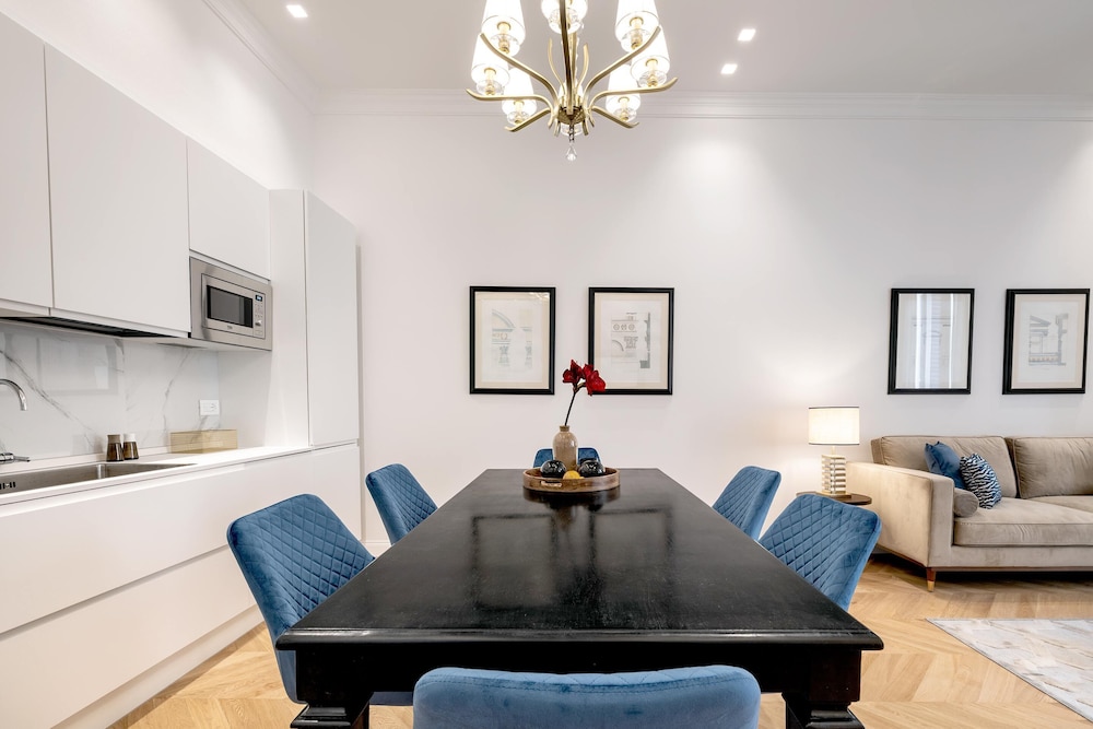 Genteel Home Giraldi