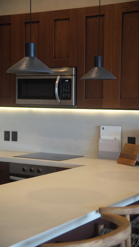 Minimalist elegance by the beach
