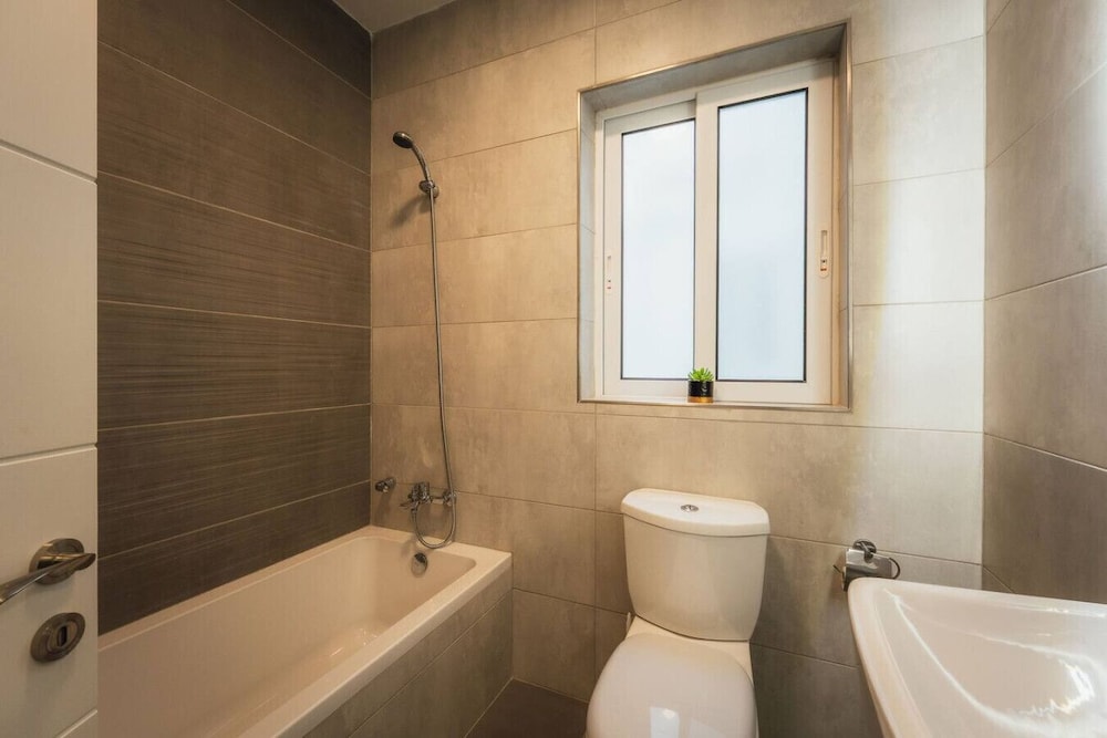 Gozo Haven With Pool Views in Nadur for Families