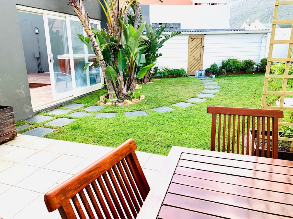 Abington Manor - Fish Hoek Guesthouse