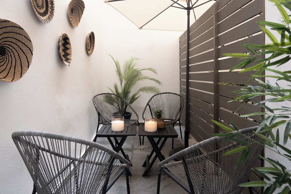 Aminandrou Boutique Apartments, Walk To Acropolis