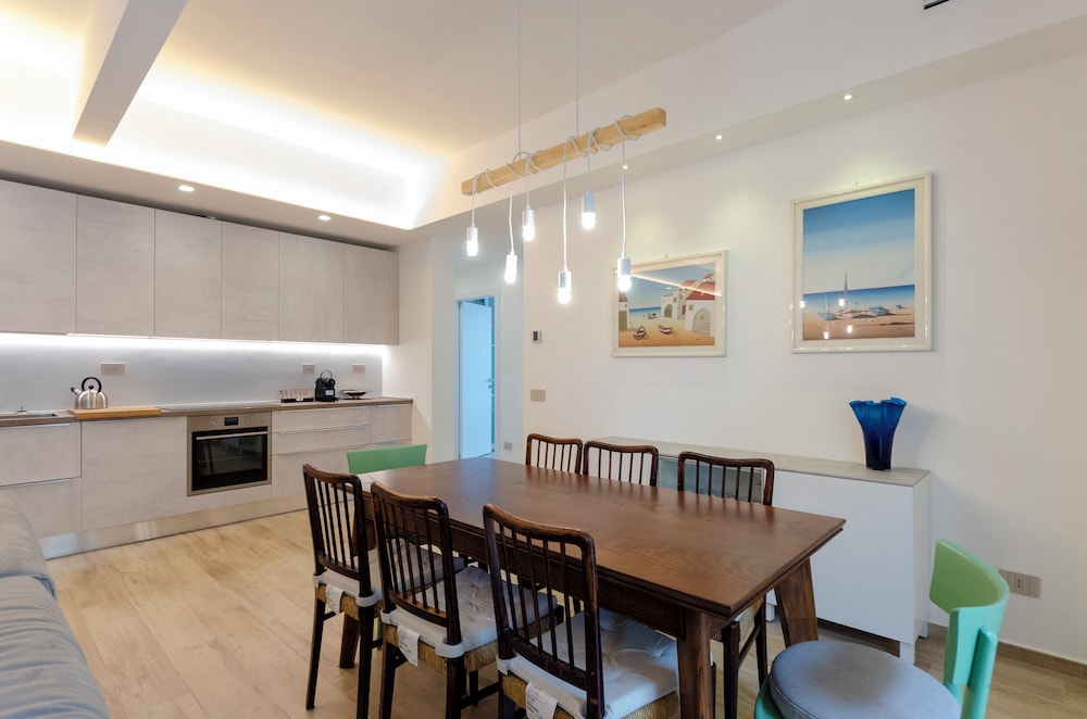 Spacious flat with Balcony