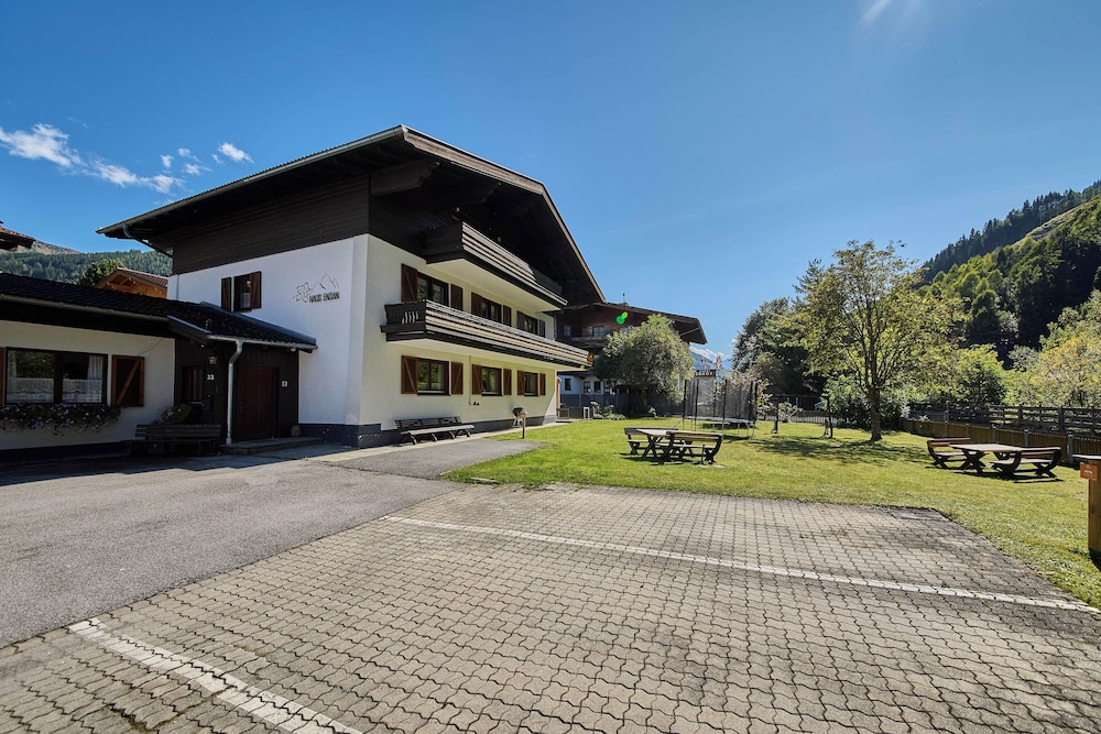 Apartments Enzian