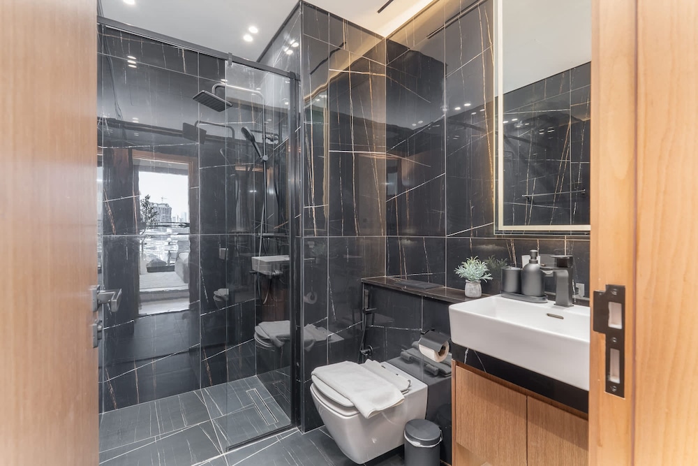 Tranquil 2 Bedroom in Binghatti Onyx With a Private Pool and City View