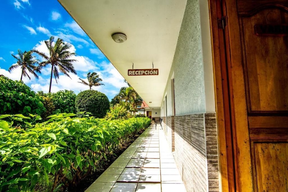 Maru Lodge