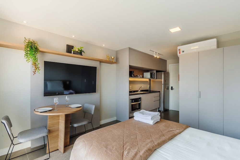 High-standard Studio in Moinhos Gos1007