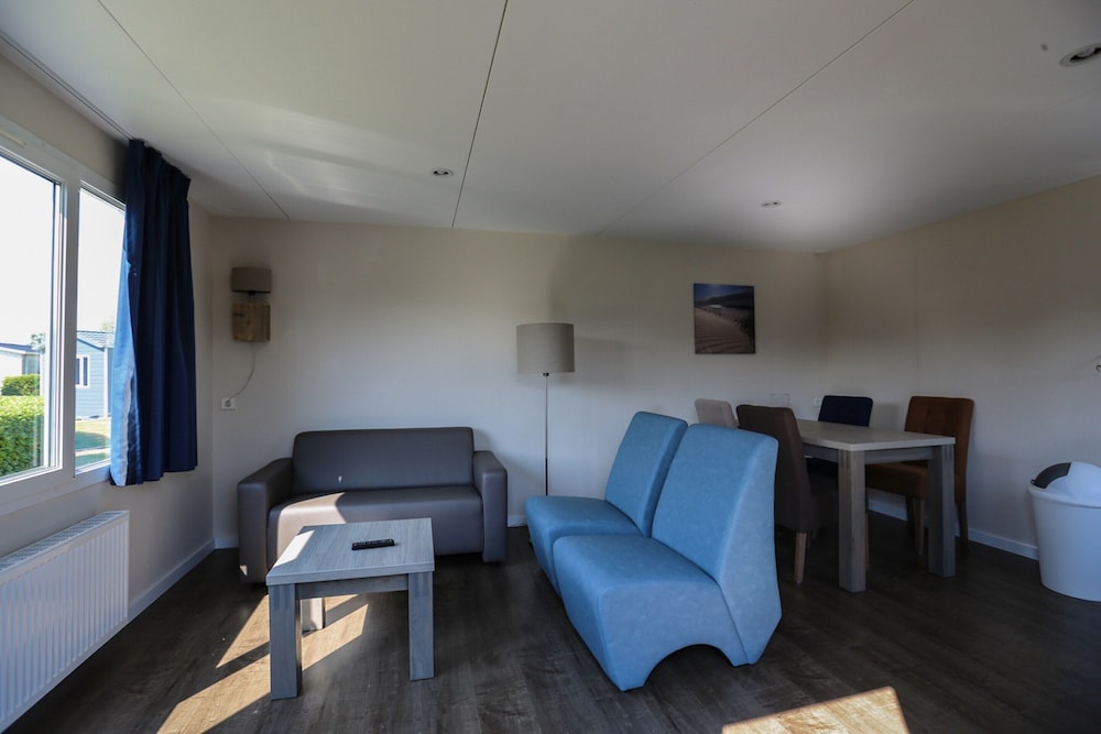 Chalet on the Recreational Lake and the Veluwe