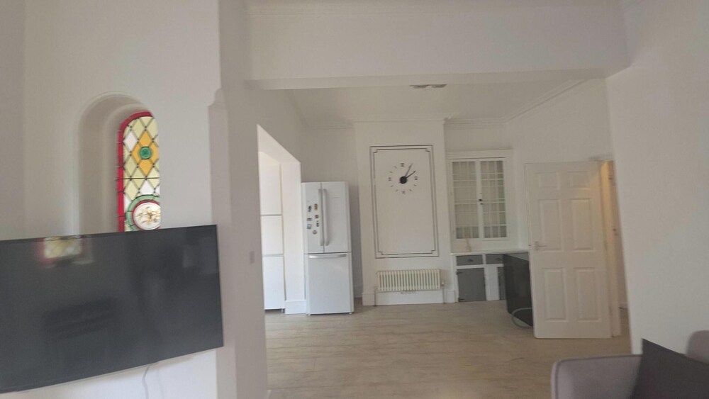 Justin Superb Luxury Stay