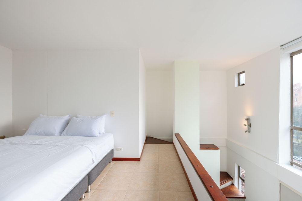 Apartamentos SETAI