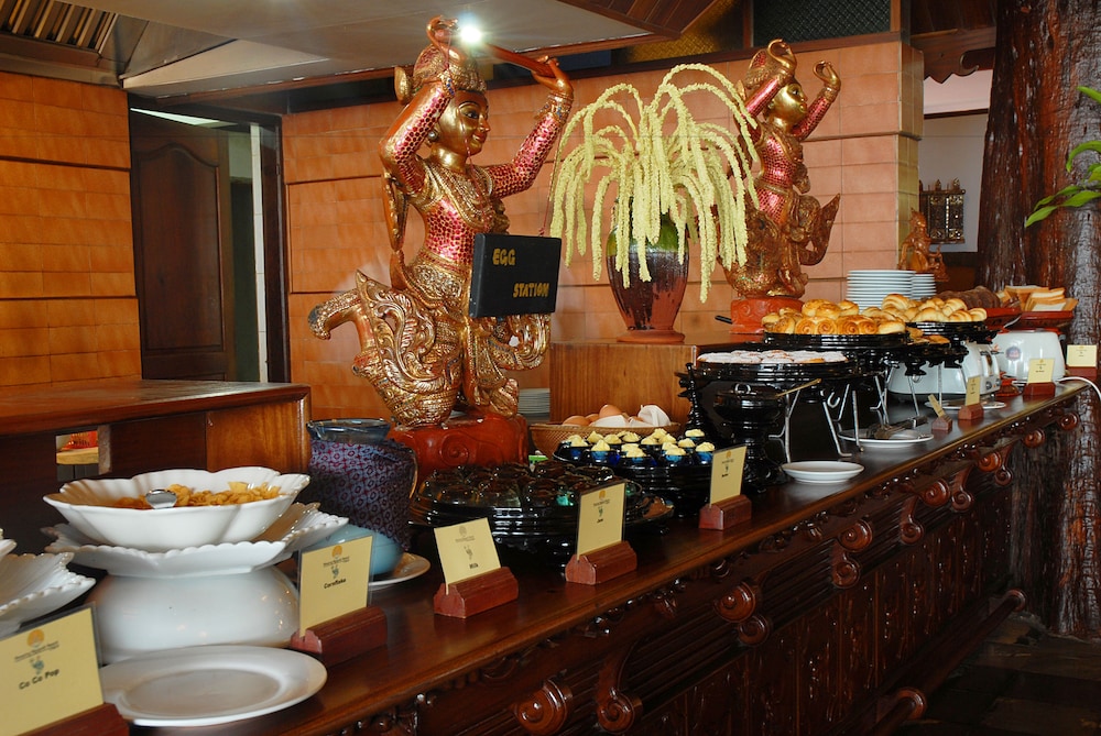 Amazing Ngapali Resort