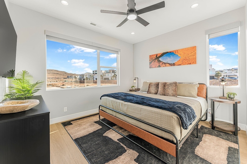 Slickrock Shore 8 Bedroom Townhouse