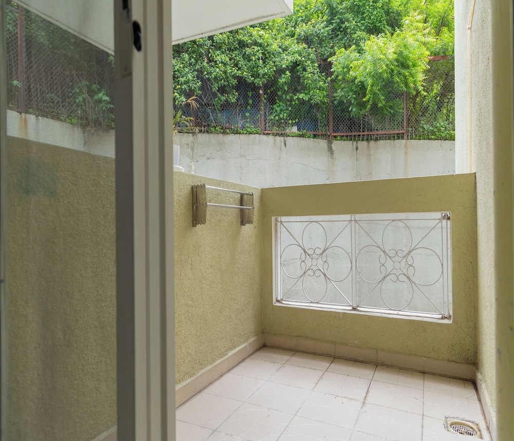 Copper 11 Service Apartments -SB Road, Shivaji Nagar, Pune