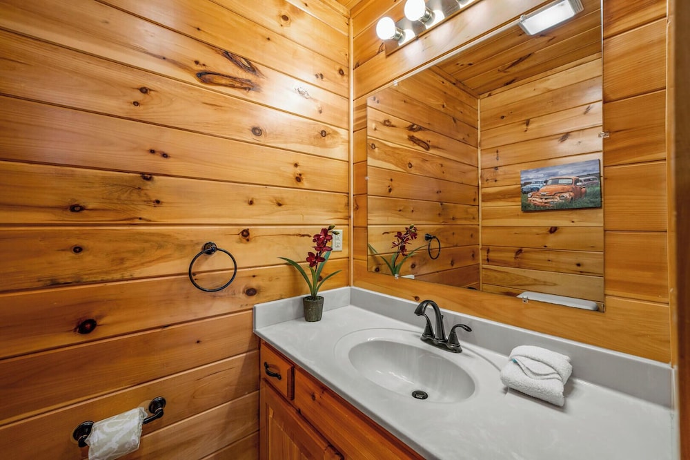 Lookout Lodge