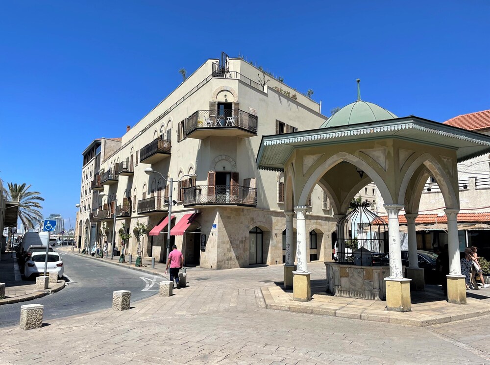 1604 Tel aviv