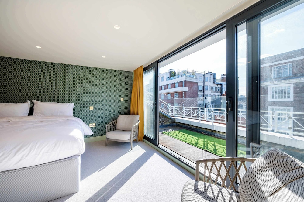 Maison De Brompton With 1 Bedrooms and 1 Bathrooms