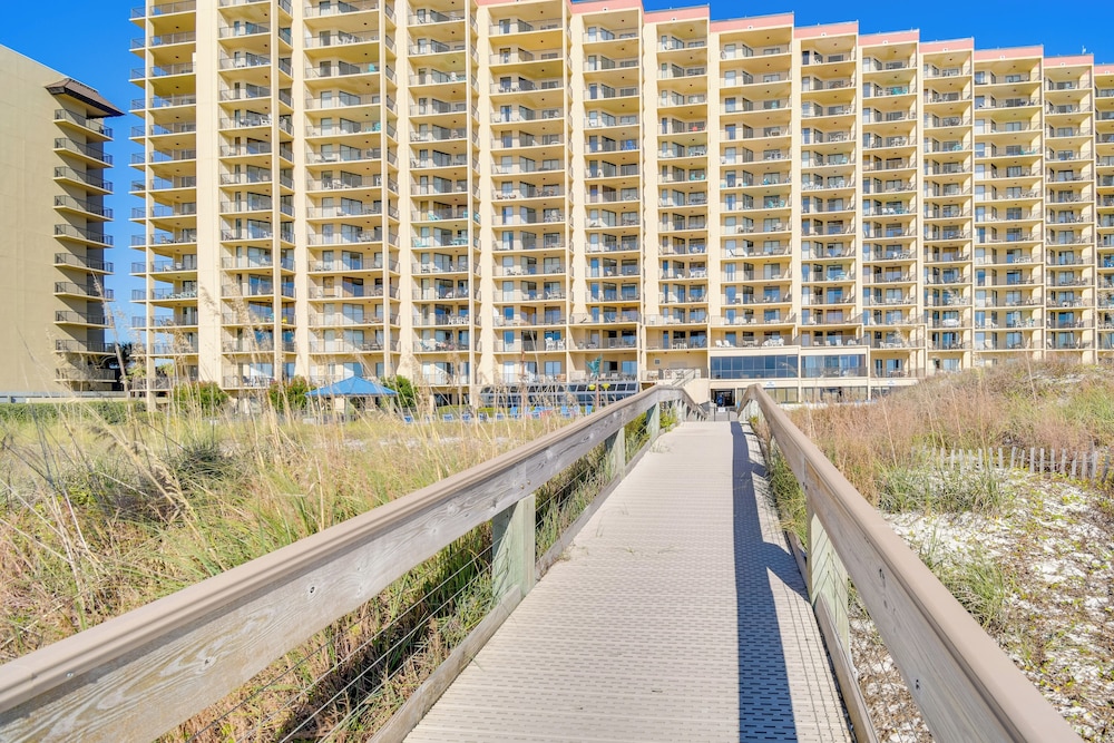 'seagulls Nest' Oceanfront Oasis w/ Pool Access!