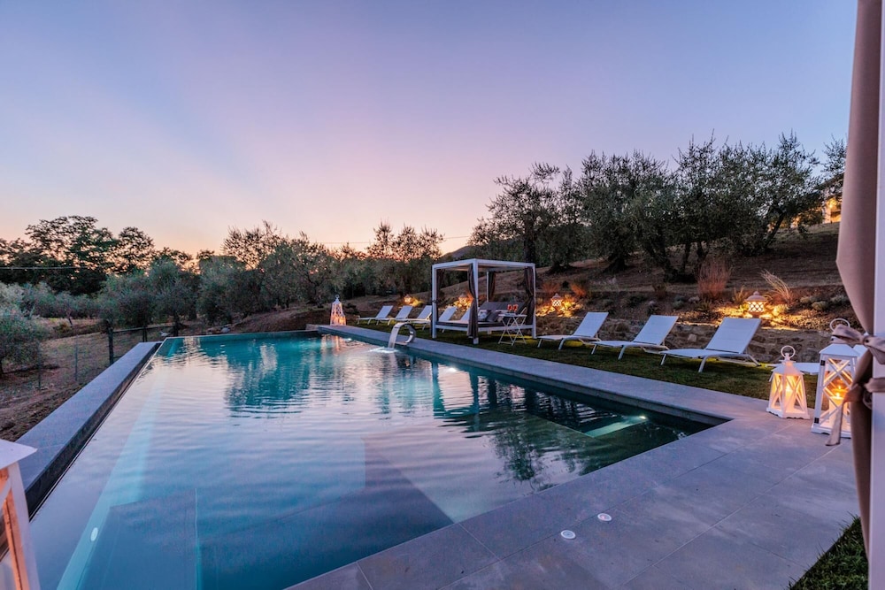 Villa Noa a Private Retreat With View view 3