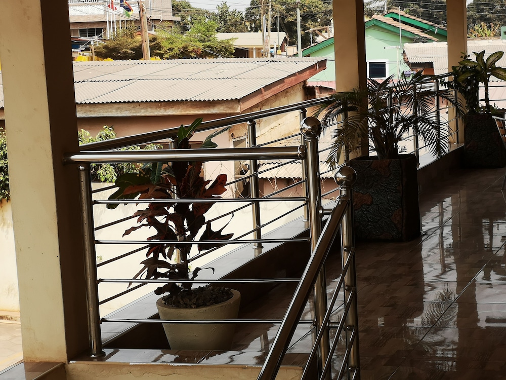 The Golden Apple Guest House