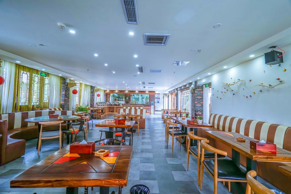 Yijie Holiday Hotel Taierzhuang Old Town