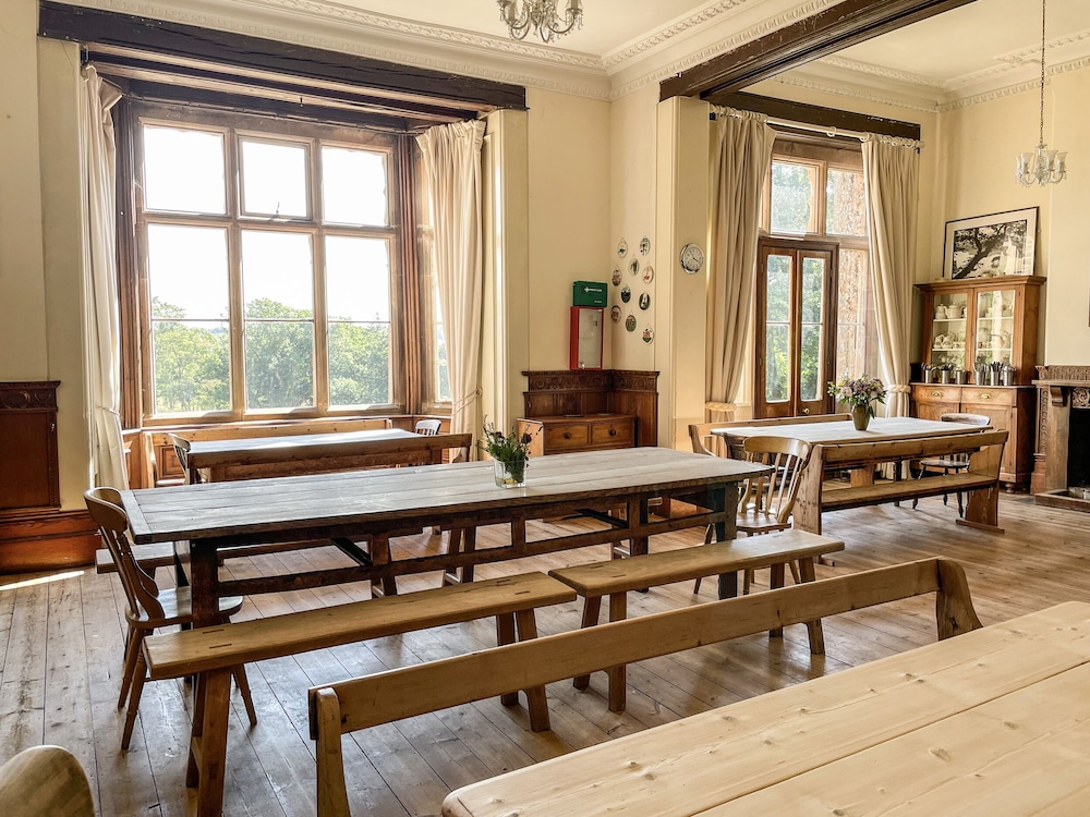 Nethercott House