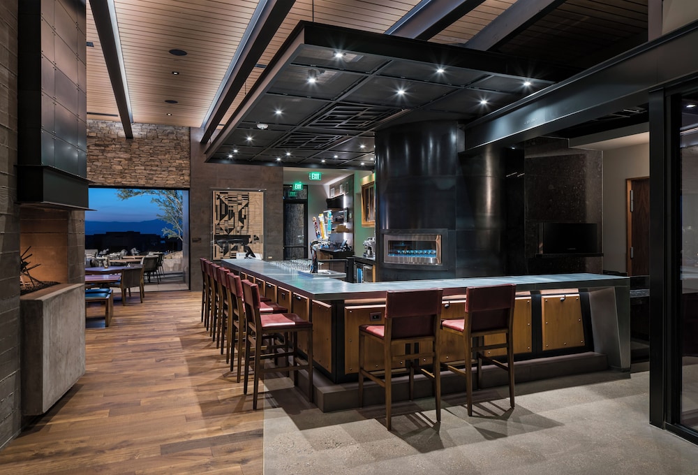 Mountain House Lodge at Sereno Canyon