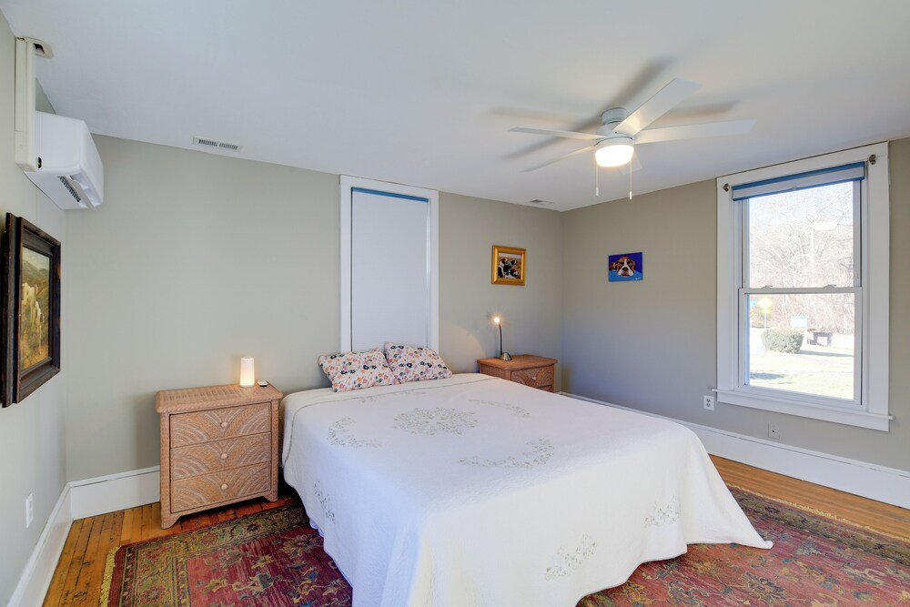 Damascus Vacation Rental - Bike, Hike & Sip! view 4