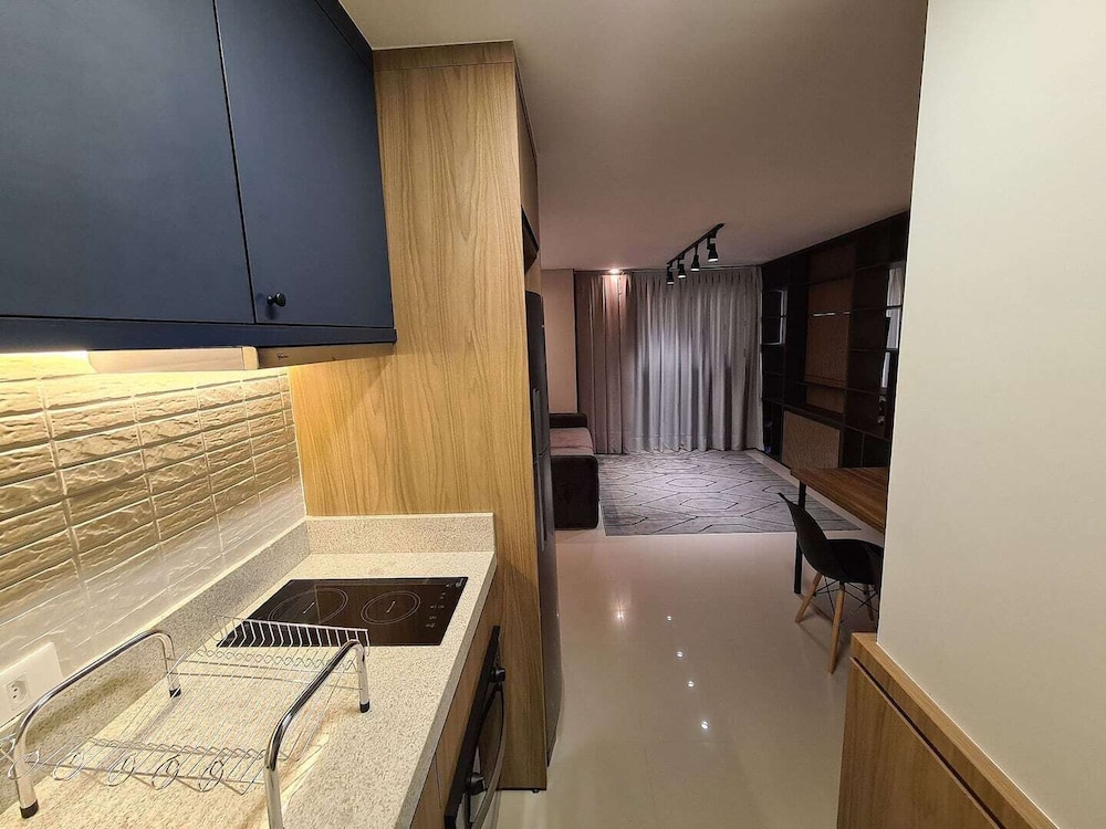 Riverside Residence