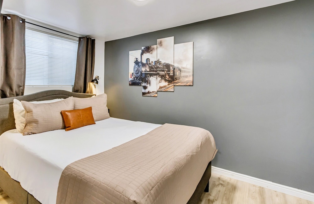 Marmalade by Cloud Dream Homes
