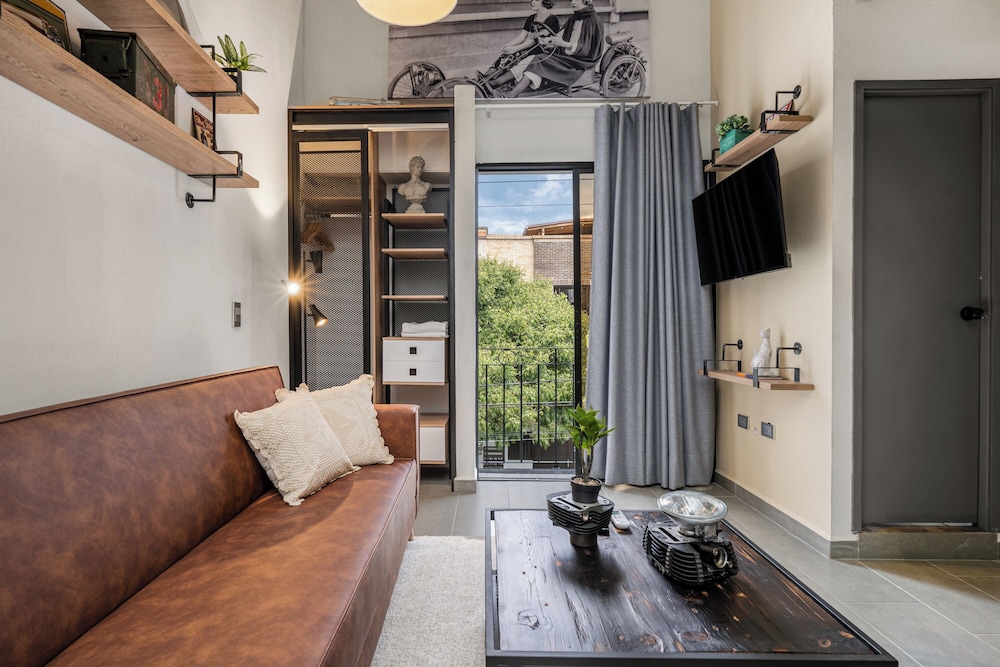 Apartamentos La Joaquina by HOUSY HOST