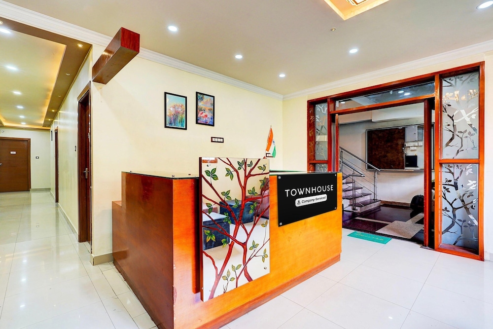 Stylish Stays at MG Road Near Commercial Street