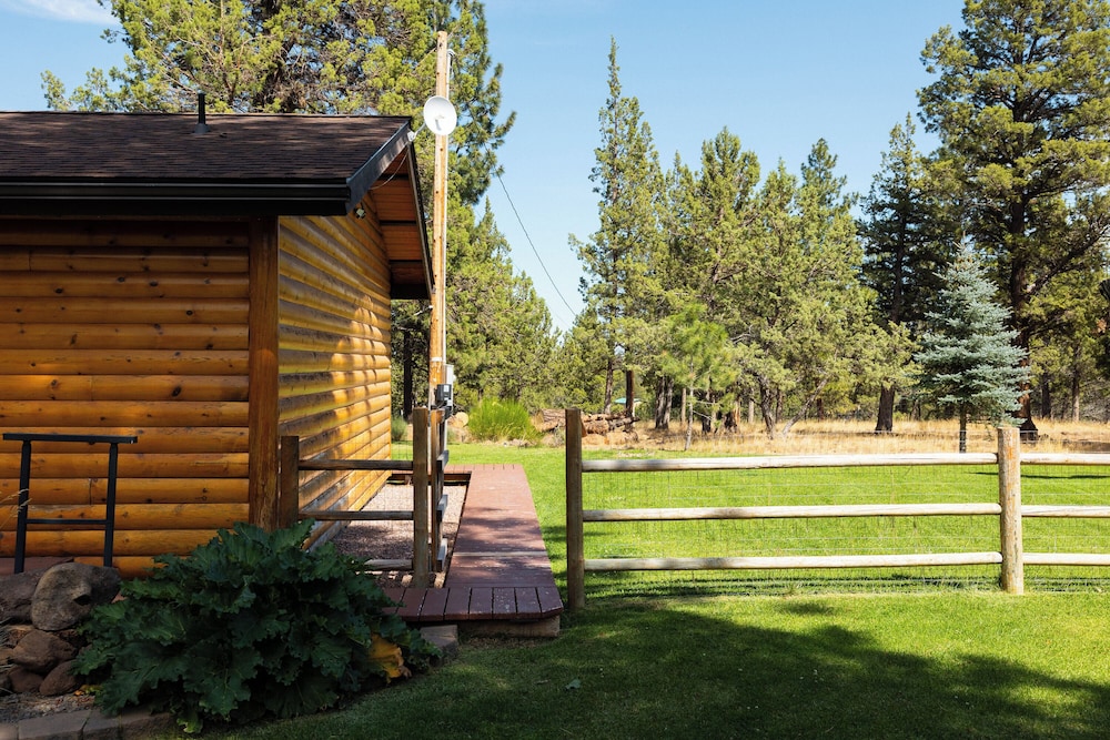 High-end Cabin 3BR 30min to Hoodoo Ski