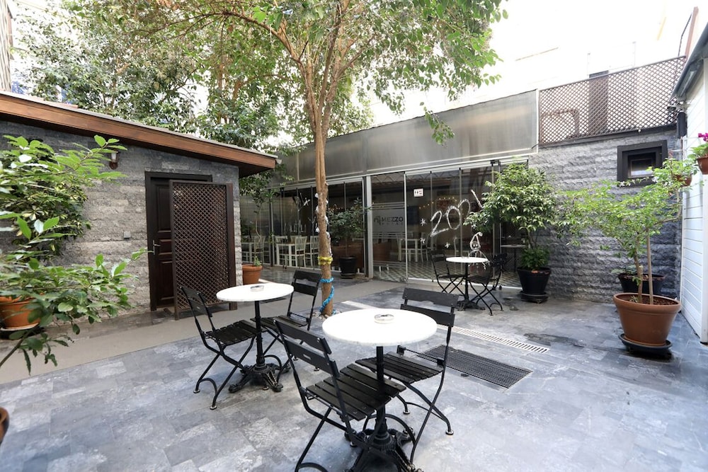 Mezzo Otel - Image 15