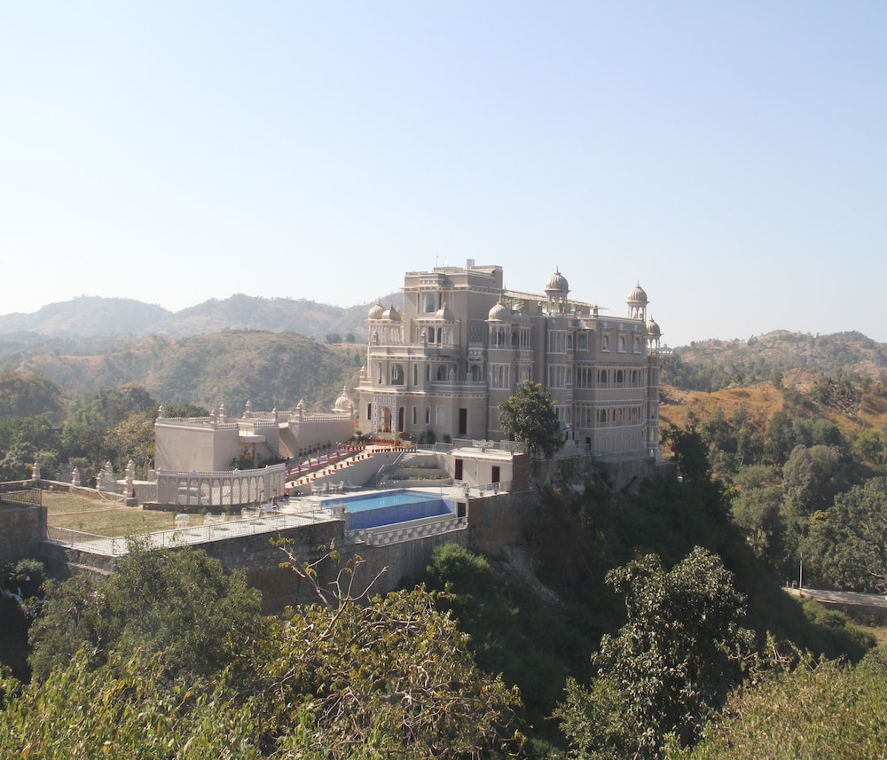Renest Kumbhalgarh Resort LLP view 3