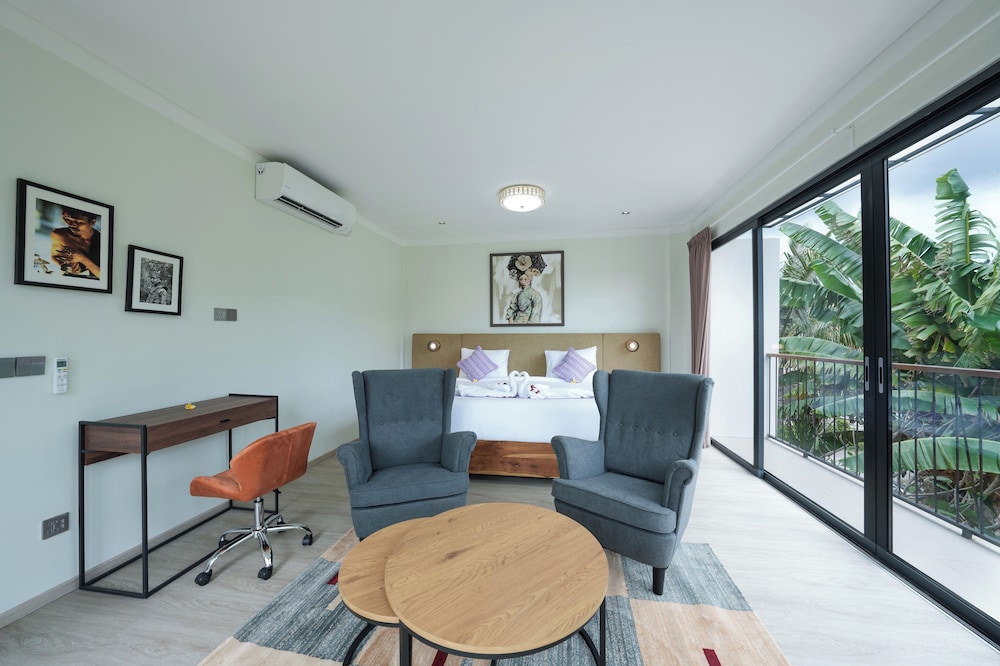 Twin Villas Drupadi 8Br Seminyak