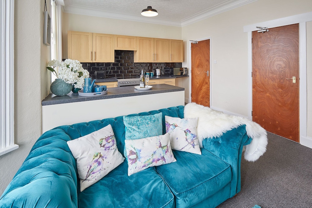 Host Stay Rockpool view 3