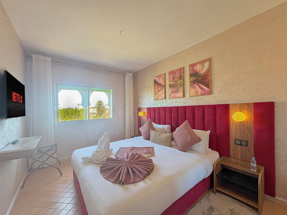 Luxurious Duplex in a Peaceful Resort