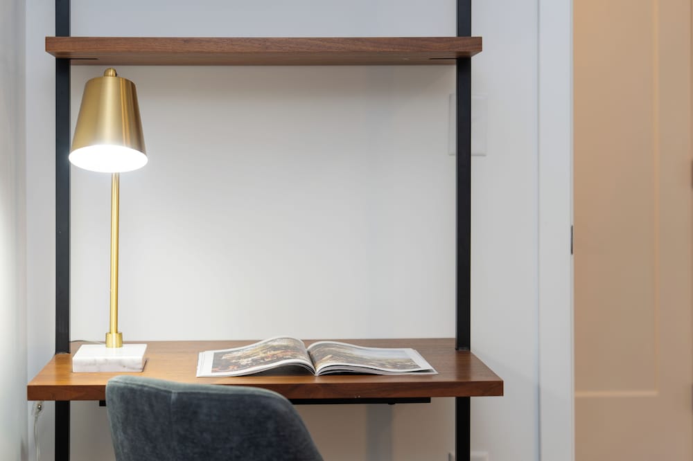 Luxury Apartments by Hyatus at Boston Everett