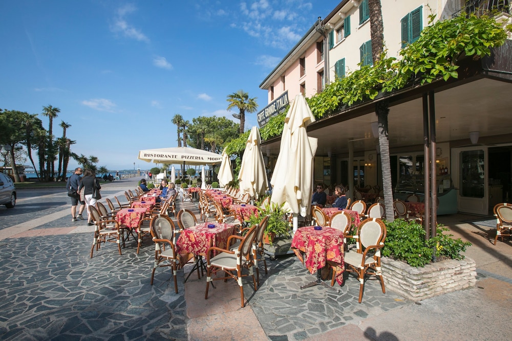 Villa Fiorita - Apt 4 - Mimosa