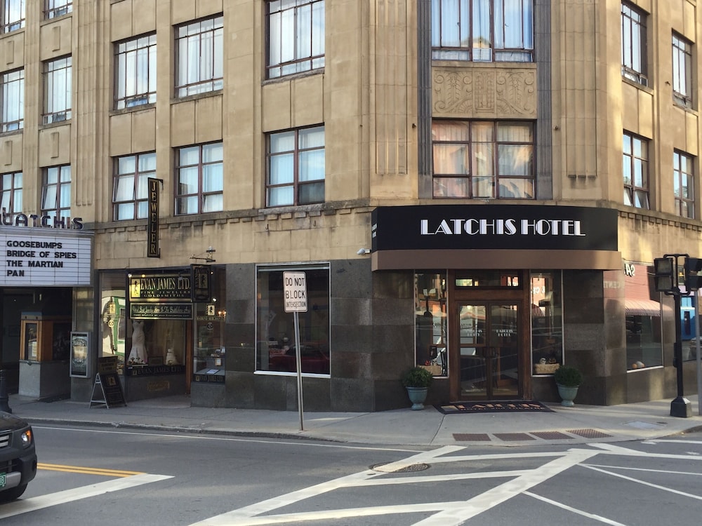 Brattleboro Vacations - Latchis Hotel - Property Image 29
