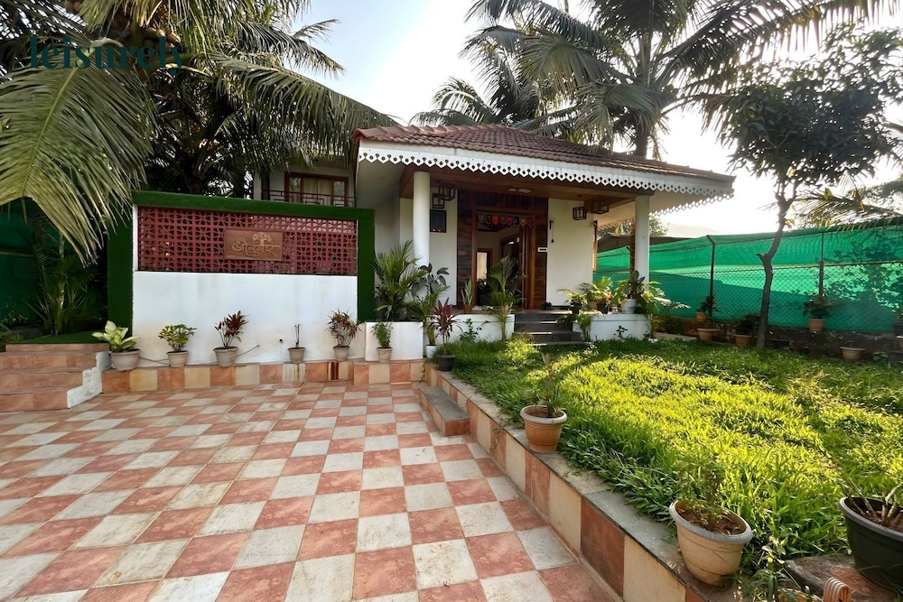 Stay Leisurely Blue Leaf 3BHK Alibaug