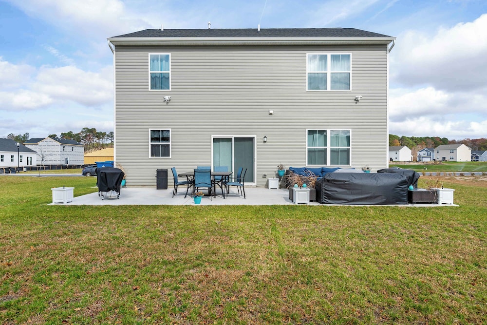 Schooner Landing 2 Sleeps 12