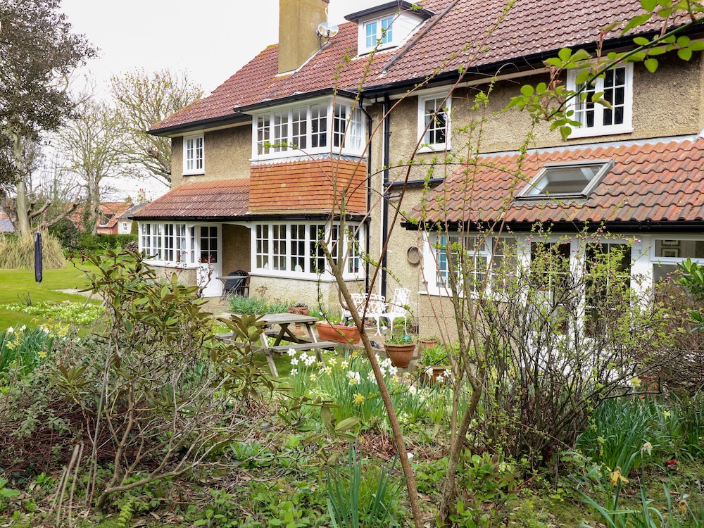 Beckhythe Cottage