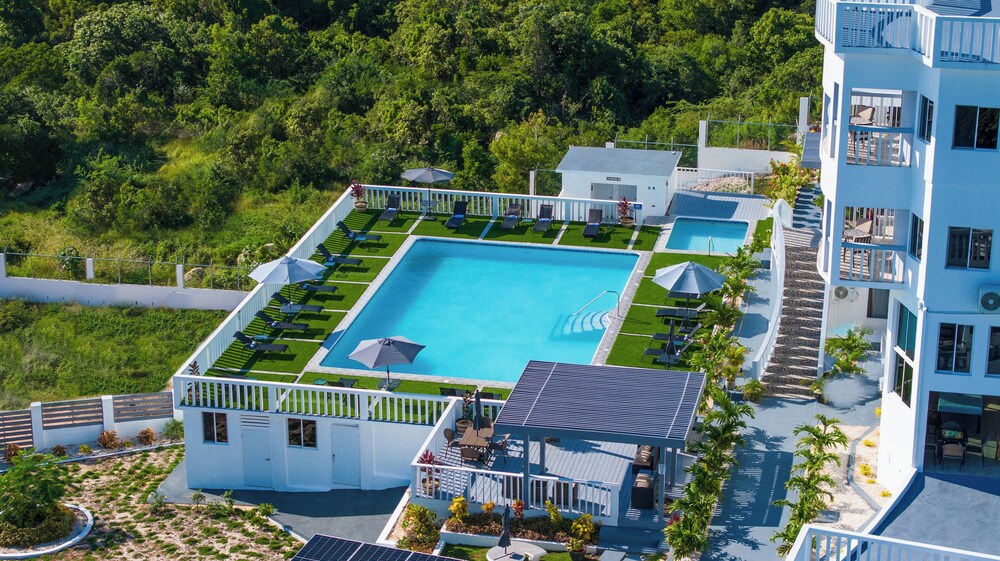 Majestic Heights Bed & Breakfast