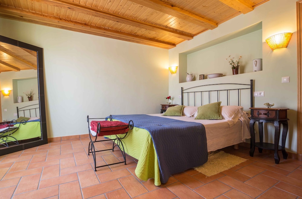 The Ca Lluis Rural House