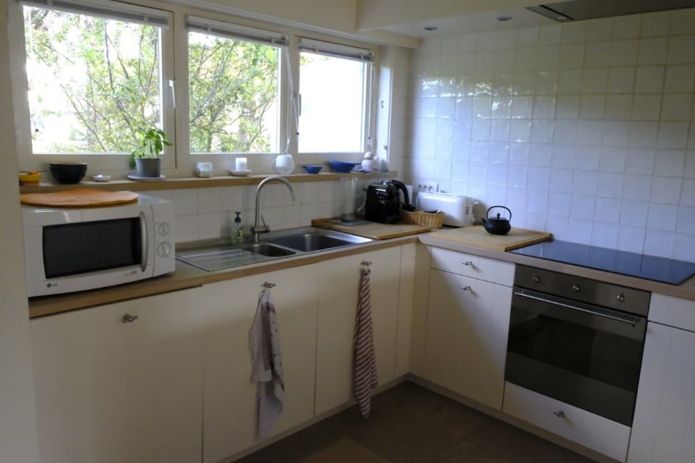 Family Home Near Beach in Golden Triangle