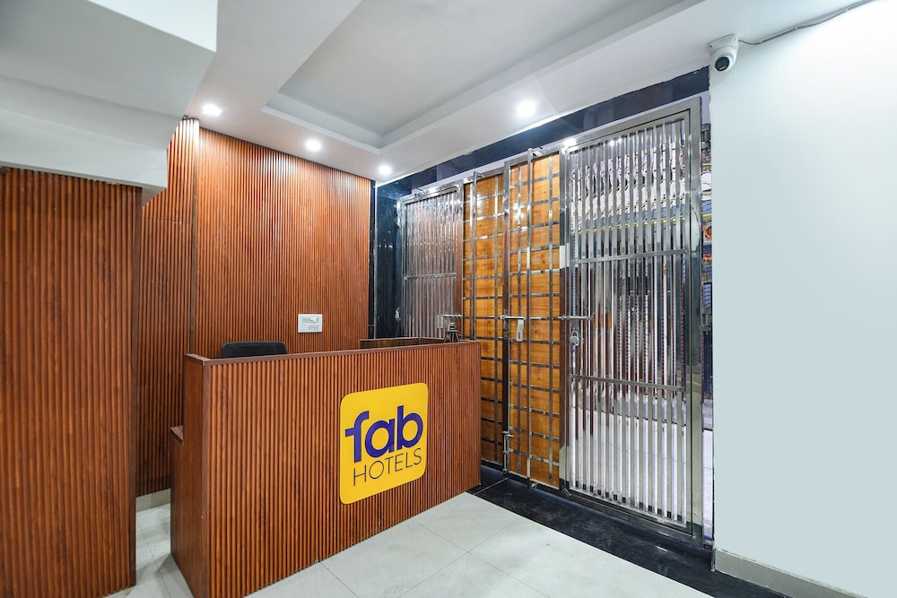Fabhotel The Arrow