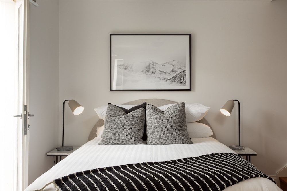 Stunning Studio With Alfresco Terrace Near Trains
