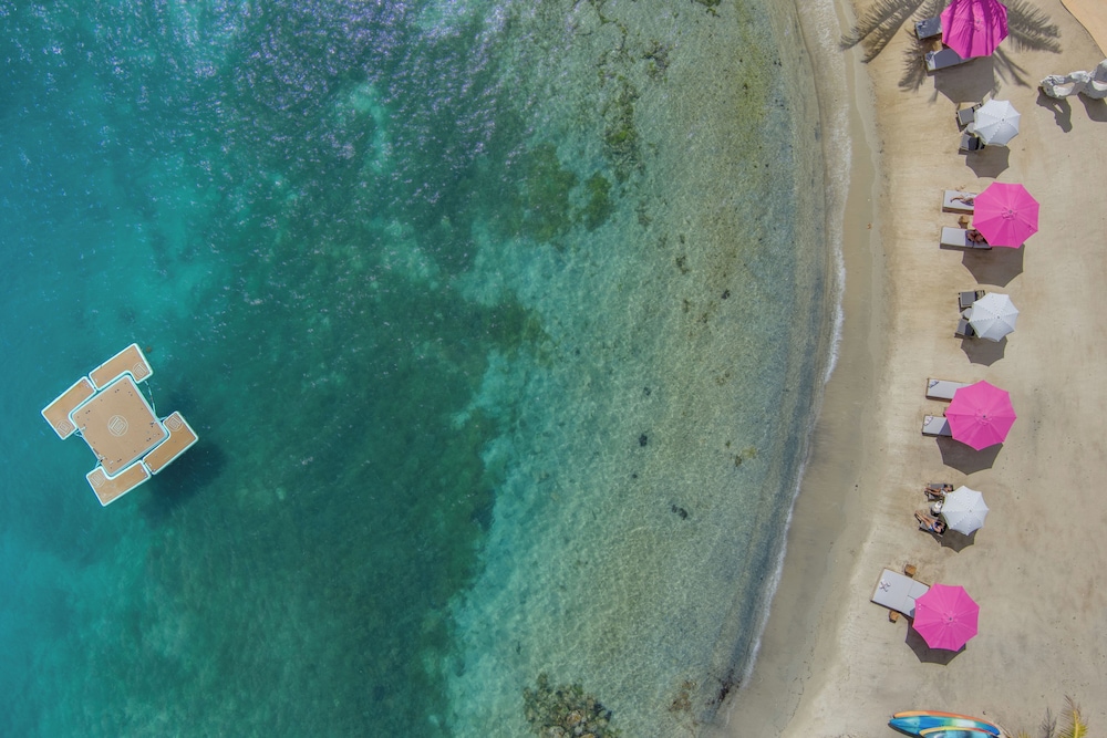 Magenta Caye Luxury Private Island Resort