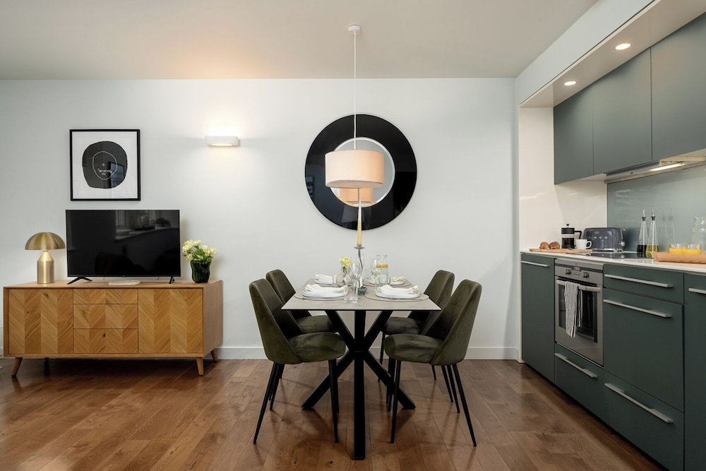 Your Apartment - Liverpool Street