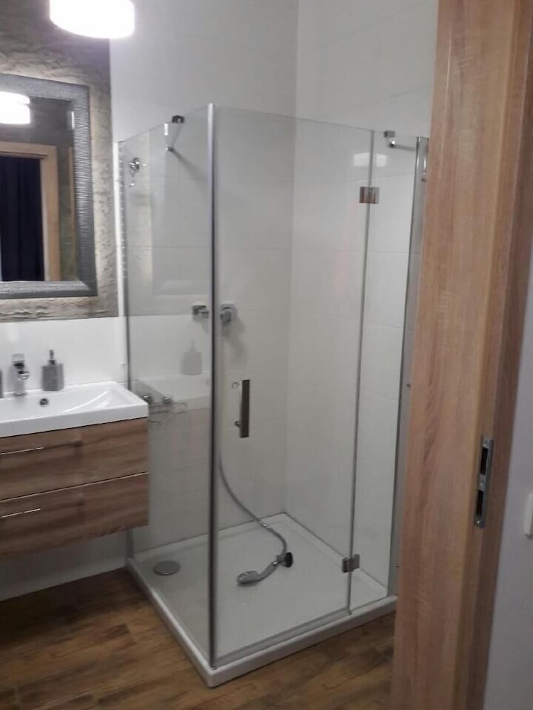 Apartament Lirowa